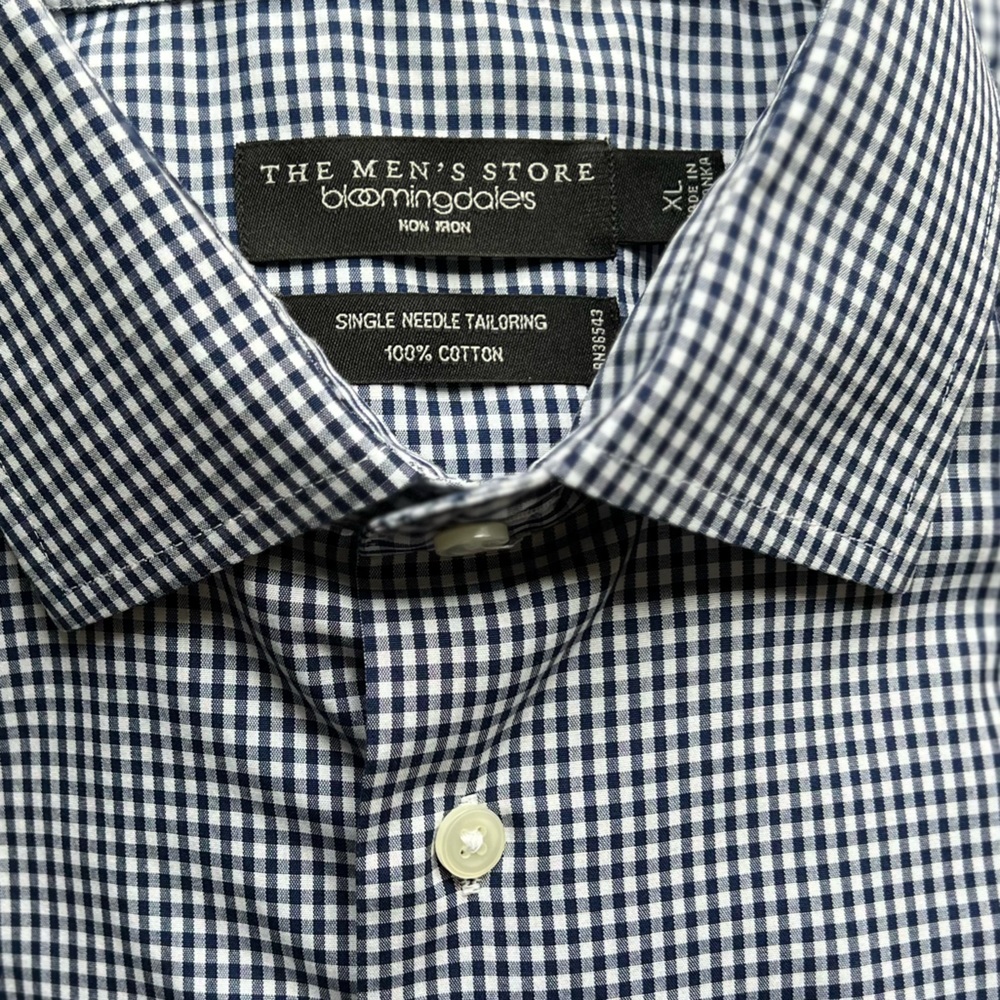 EUC Bloomingdale’s Men’s Store Navy Check All Cotton button long sleeve shirt XL